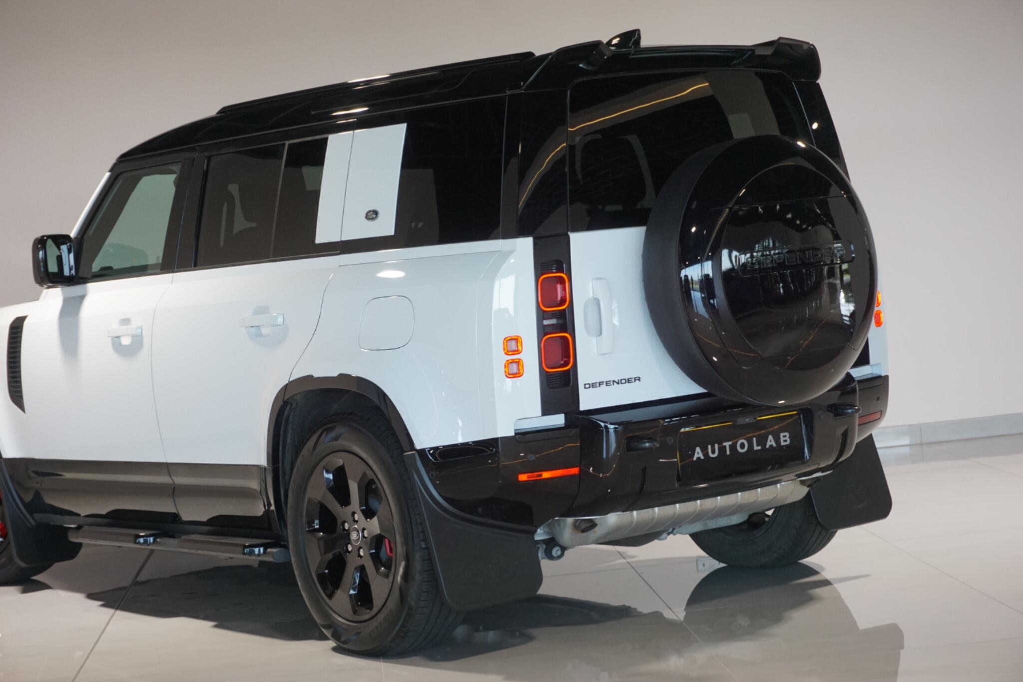 Land Rover Defender 110 2.0 P400e 15.4kWh X-Dynamic HSE SUV 5dr Petrol Plug-in Hybrid Auto 4WD Euro 6 (s/s) (404 ps)